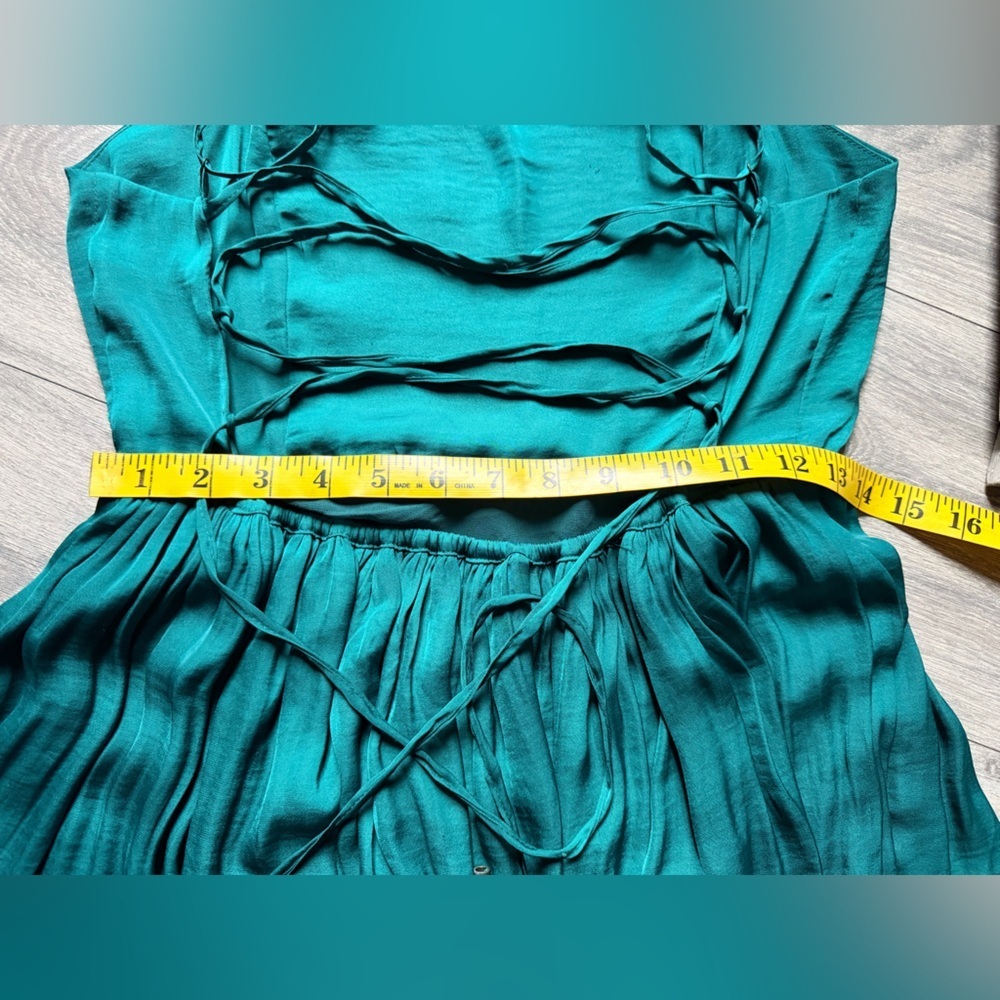 Urban Outfitters Morning Light Strappy Pleated Midi Dress Teal Green Satin Sz M - Picture 14 of 15